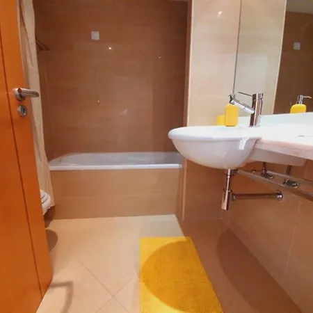 Apartamento Sol Nascente * Σεσίμπρα
